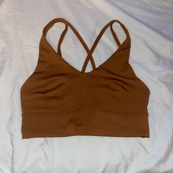 Two lulu bras unsure of the name - Picture 2 of 5